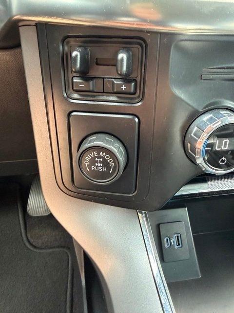 Ford F-150 Lariat 2WD SuperCrew 5.5' Box 2021