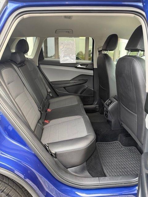 Volkswagen Taos SE FWD 2023
