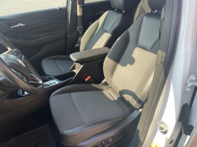 Buick Encore GX FWD 4dr Select 2022