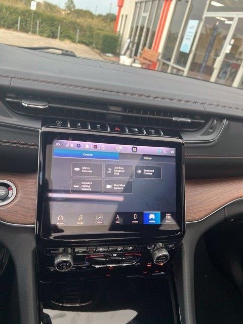 Jeep Grand Cherokee L Summit 4x2 2022