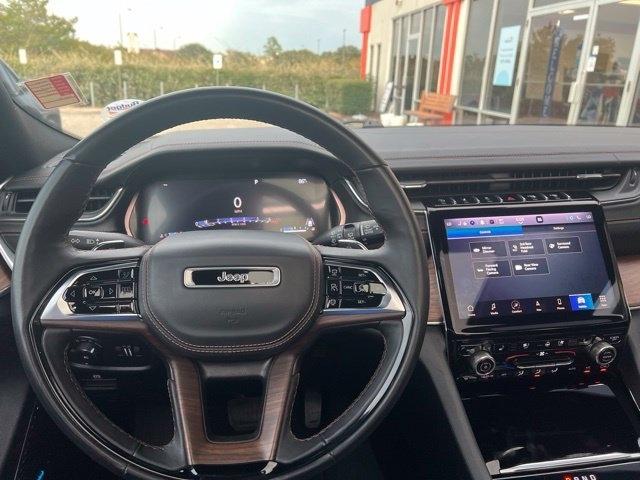 Jeep Grand Cherokee L Summit 4x2 2022