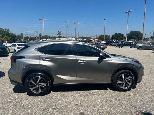 Lexus NX NX 300 FWD 2019