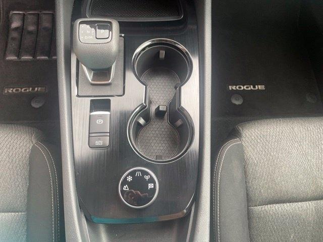 Nissan Rogue AWD SV 2025