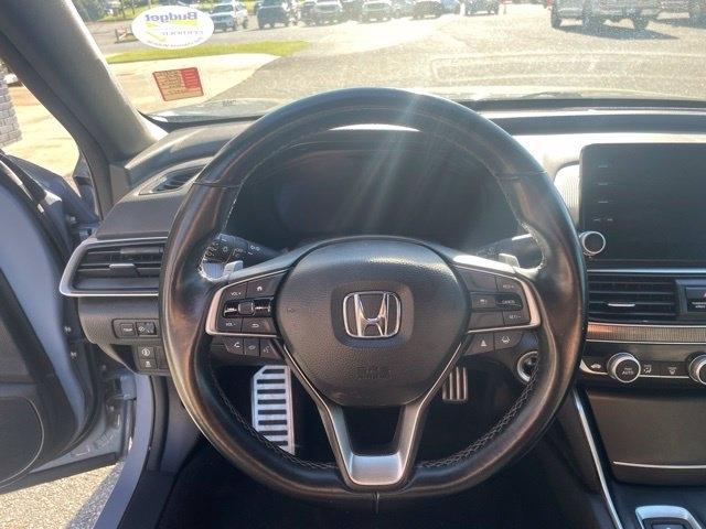 Honda Accord photo 10
