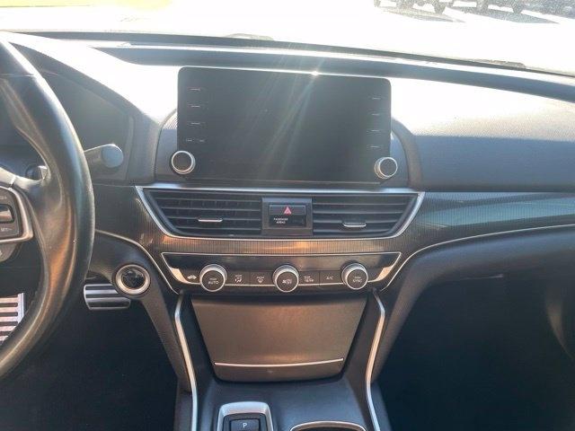 Honda Accord photo 12