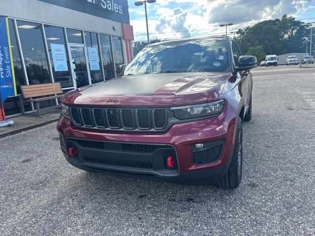 Jeep Grand Cherokee photo 3