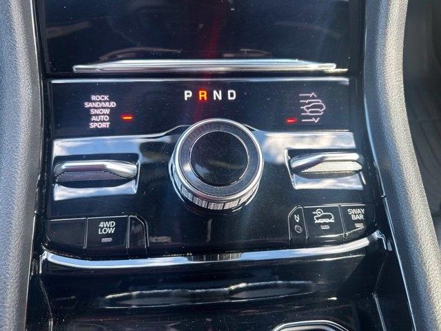Jeep Grand Cherokee photo 20