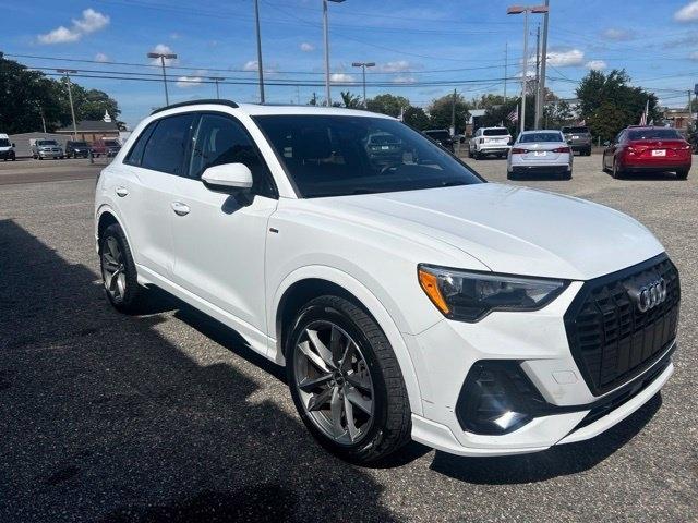 Audi Q3 S line Premium 45 TFSI quattro 2022