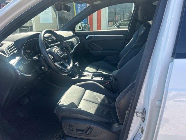 Audi Q3 S line Premium 45 TFSI quattro 2022