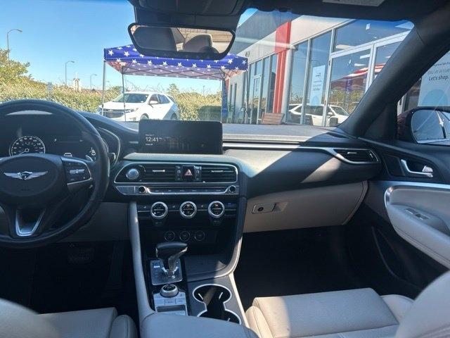Genesis G70 2.0T AWD 2023