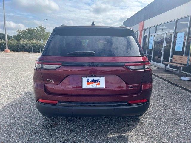 Jeep Grand Cherokee photo 6