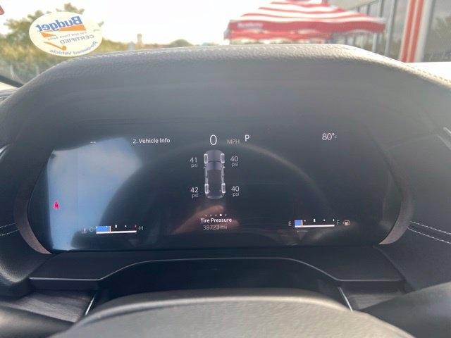 Jeep Grand Cherokee photo 13