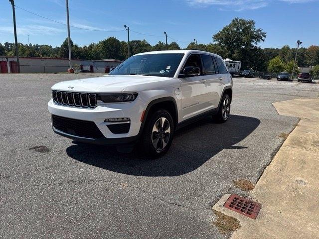 Jeep Grand Cherokee photo 4