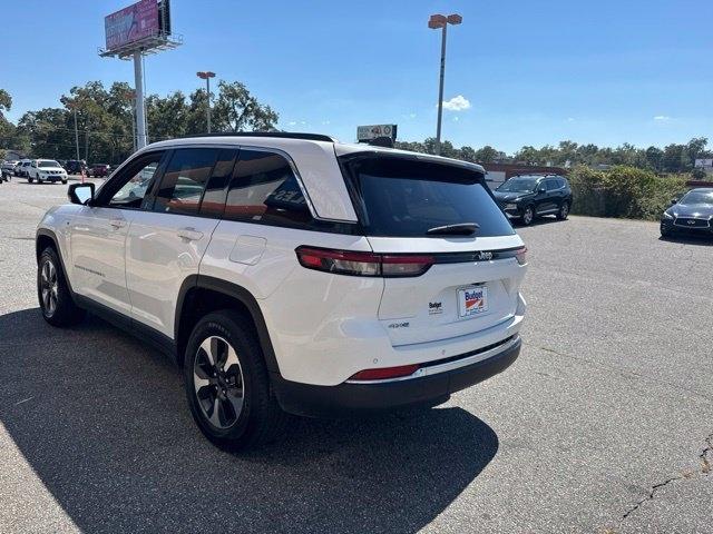 Jeep Grand Cherokee photo 6