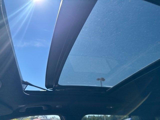 Jeep Grand Cherokee photo 14