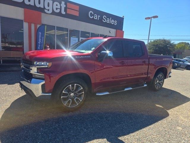 Chevrolet Silverado photo 2