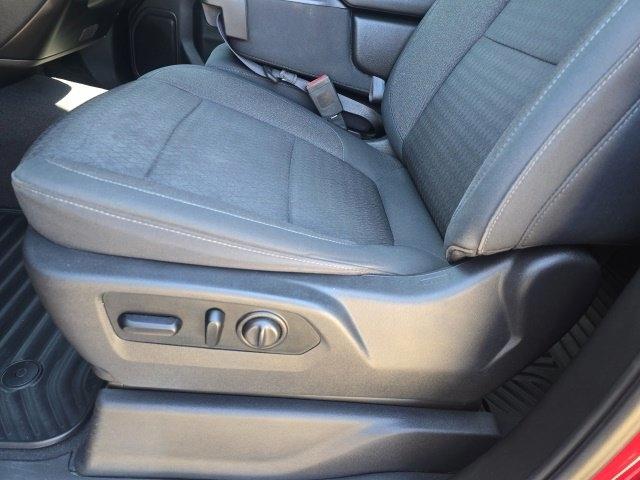 Chevrolet Silverado photo 9