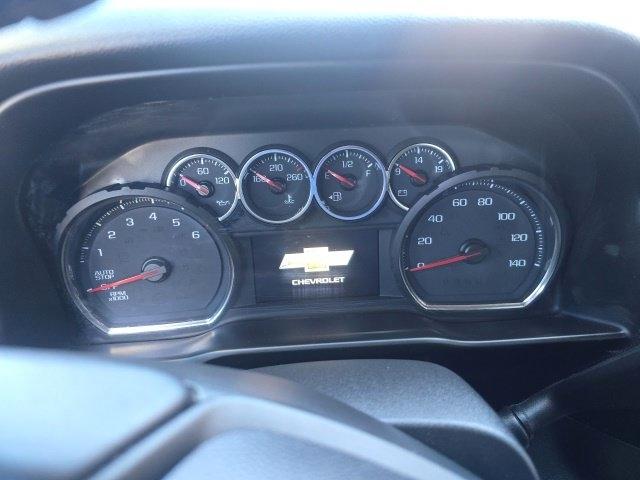 Chevrolet Silverado photo 12