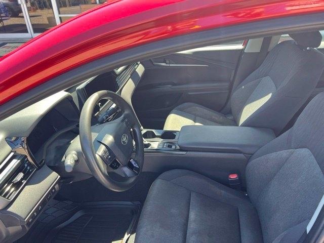 Toyota Camry XLE (Natl) 2025