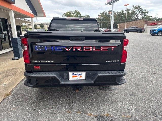 Chevrolet Silverado 1500 2WD Crew Cab 147" Custom 2022