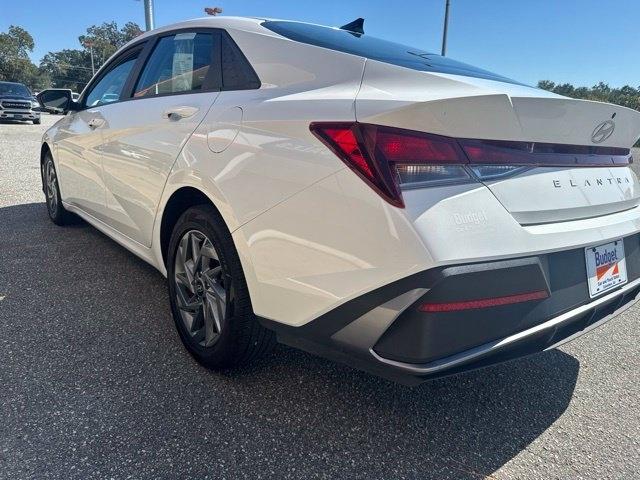 Hyundai Elantra SEL IVT 2024