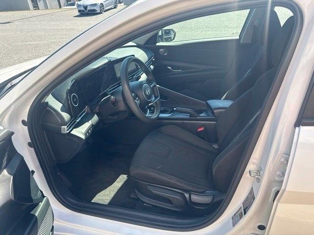 Hyundai Elantra SEL IVT 2024