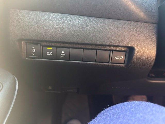 Toyota Venza Limited AWD (Natl) 2022