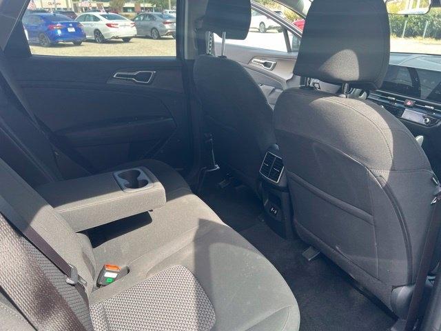 Kia Sportage LX FWD 2026
