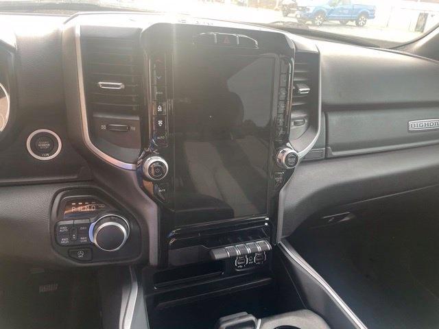 RAM 1500 Big Horn 4x4 Crew Cab 5'7" Box 2023
