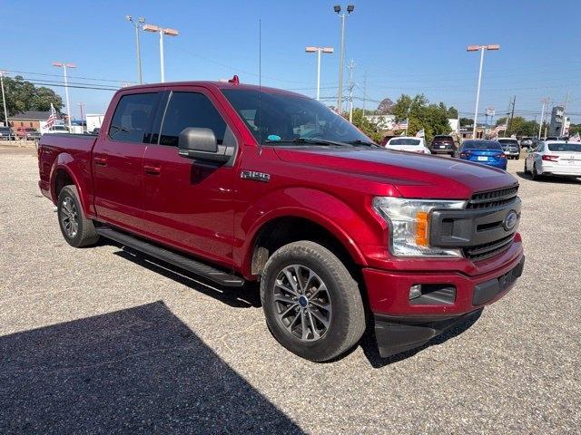 Ford F-150 photo 2