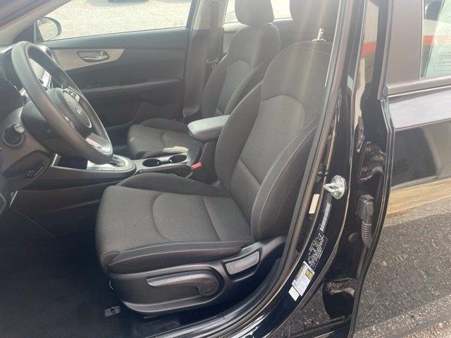 Kia Forte photo 2