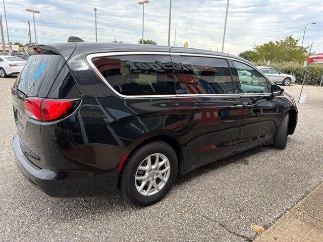 Chrysler Voyager photo 3