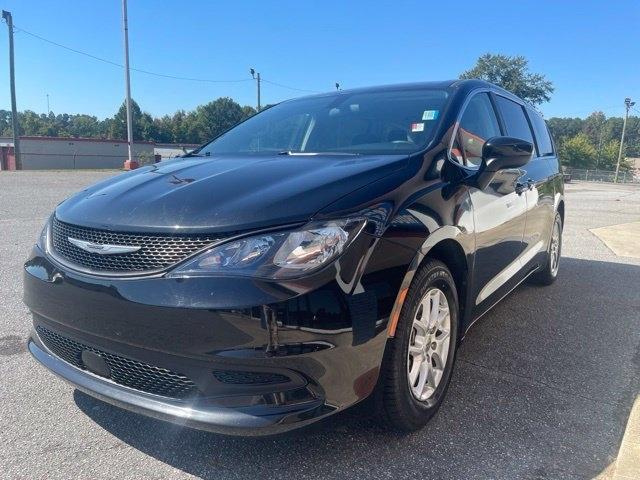 Chrysler Voyager LX FWD 2022