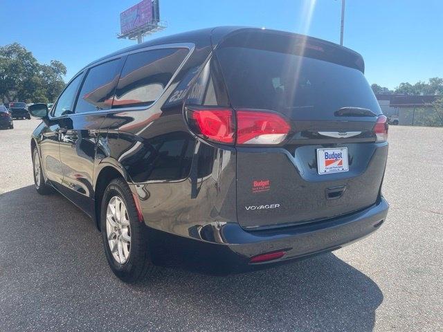 Chrysler Voyager LX FWD 2022