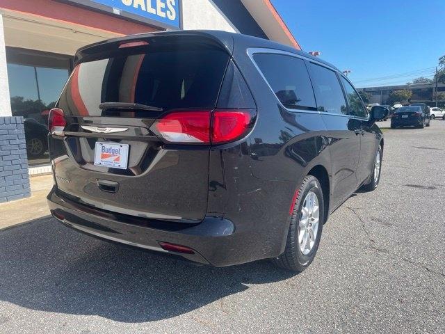Chrysler Voyager LX FWD 2022