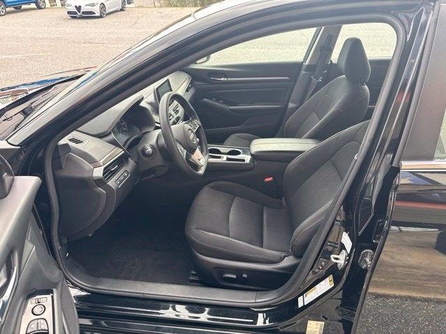 Nissan Altima 2.5 SV Sedan 2023