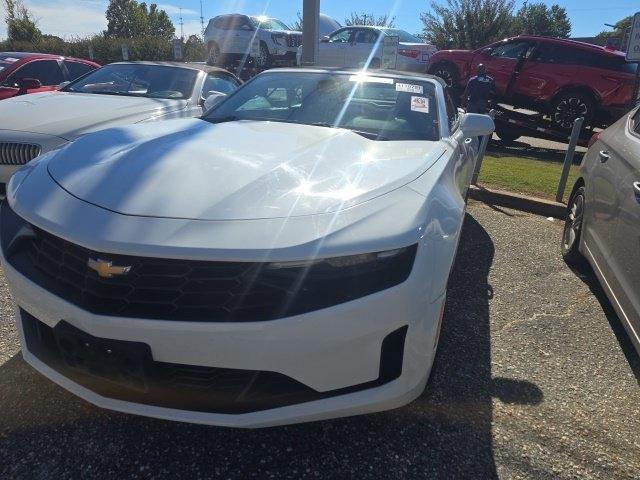2023 Chevrolet Camaro 2dr Conv 1LT