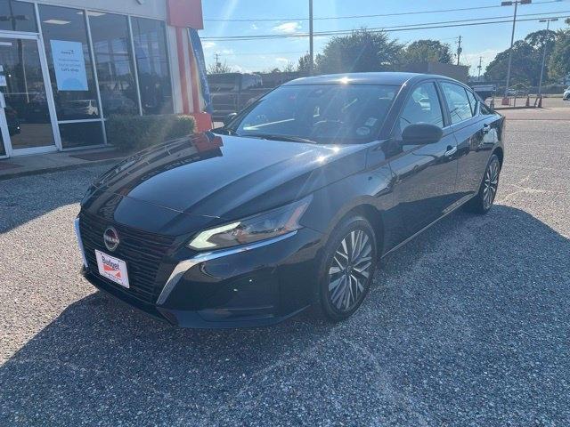 Nissan Altima SV AWD 2025