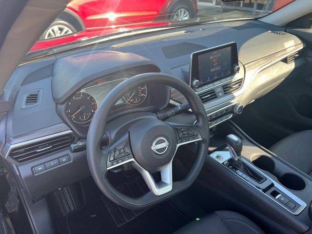 Nissan Altima SV AWD 2025
