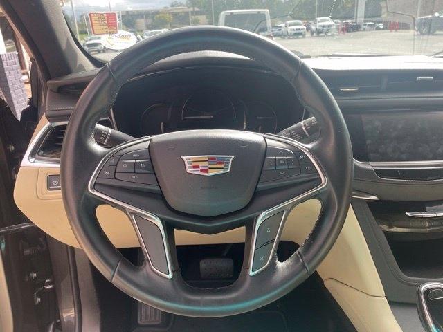 Cadillac XT5 FWD 4dr 2019