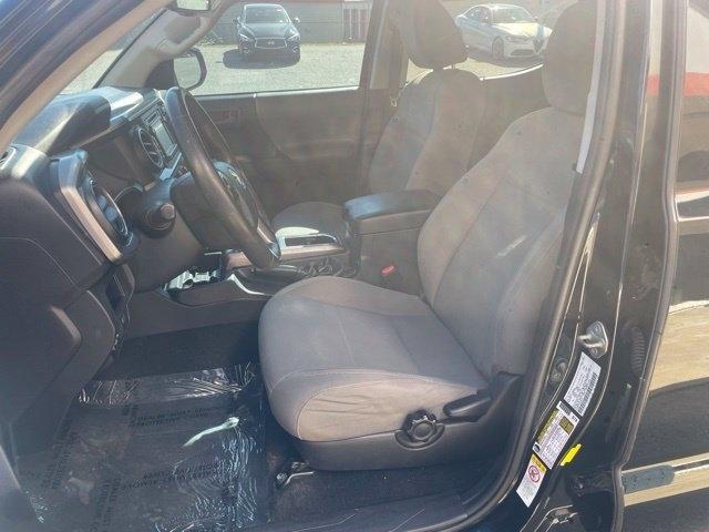 Toyota Tacoma 2WD TRD Off Road Double Cab 5' Bed V6 AT (Natl) 2019