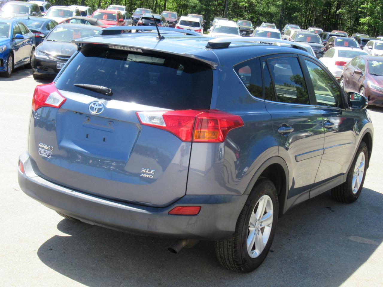 Toyota RAV4  2013