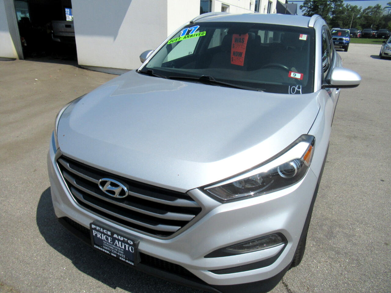 2017 Hyundai Tucson SE photo 2