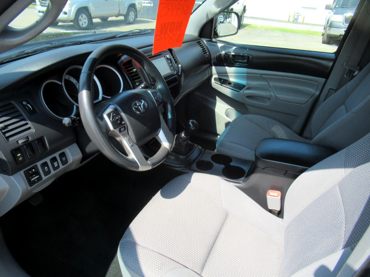 2015 Toyota Tacoma Base 4x4 Access Cab photo 7