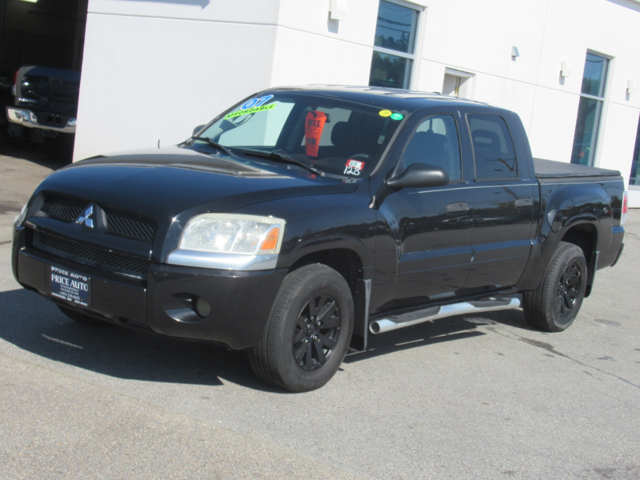2007 Mitsubishi Raider