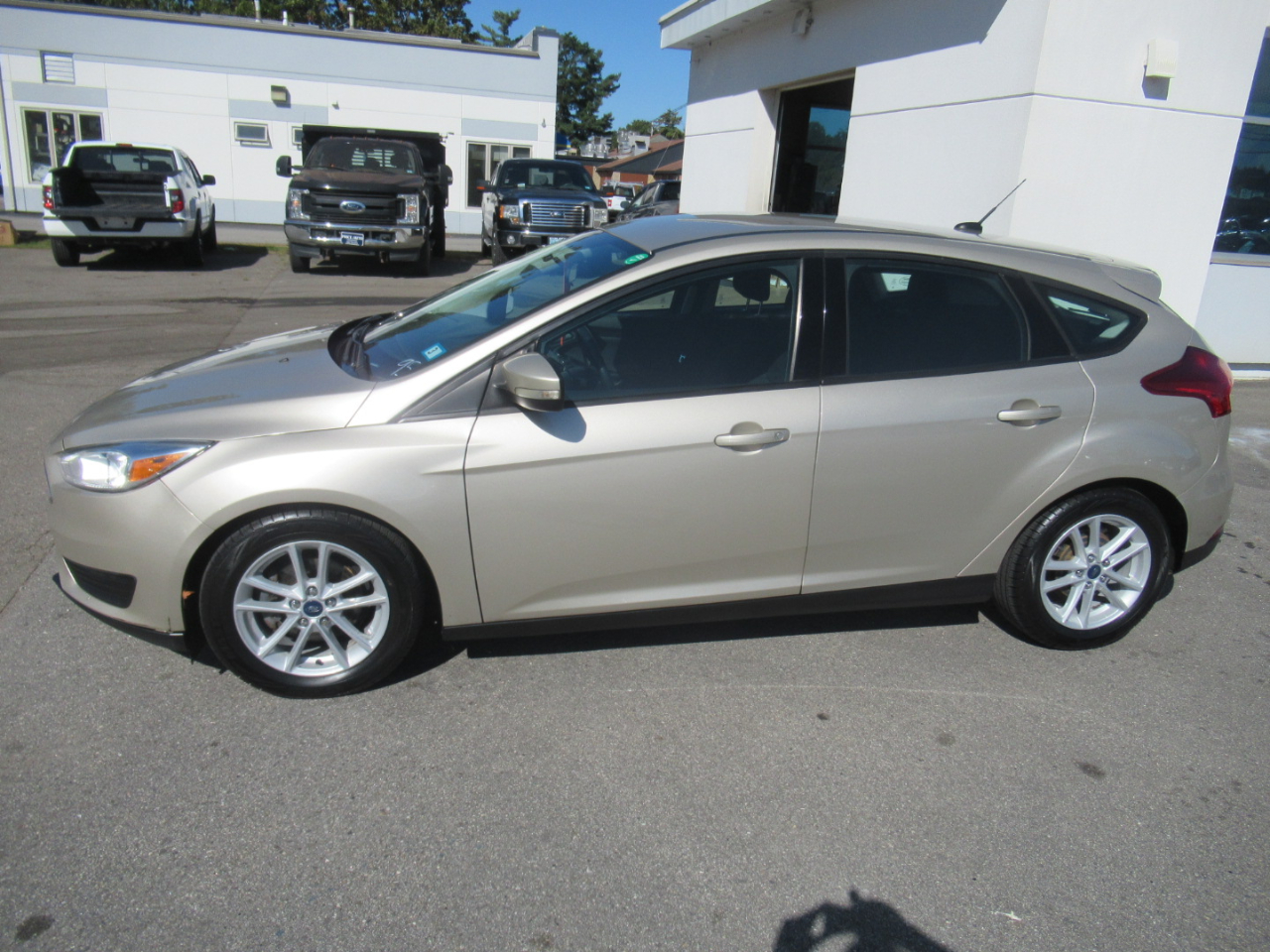 2018 Ford Focus SE photo 3
