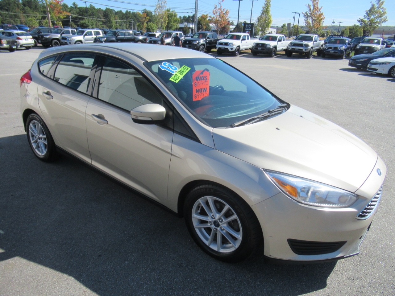 2018 Ford Focus SE photo 5