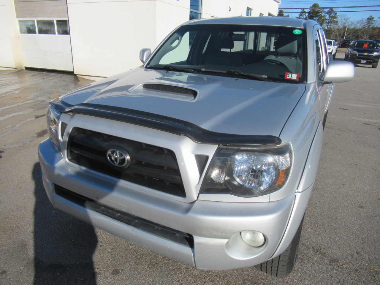 2005 Toyota Tacoma V6 Access Cab 4x4 photo 2