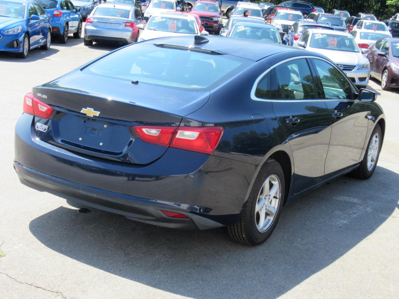 Chevrolet Malibu  2018