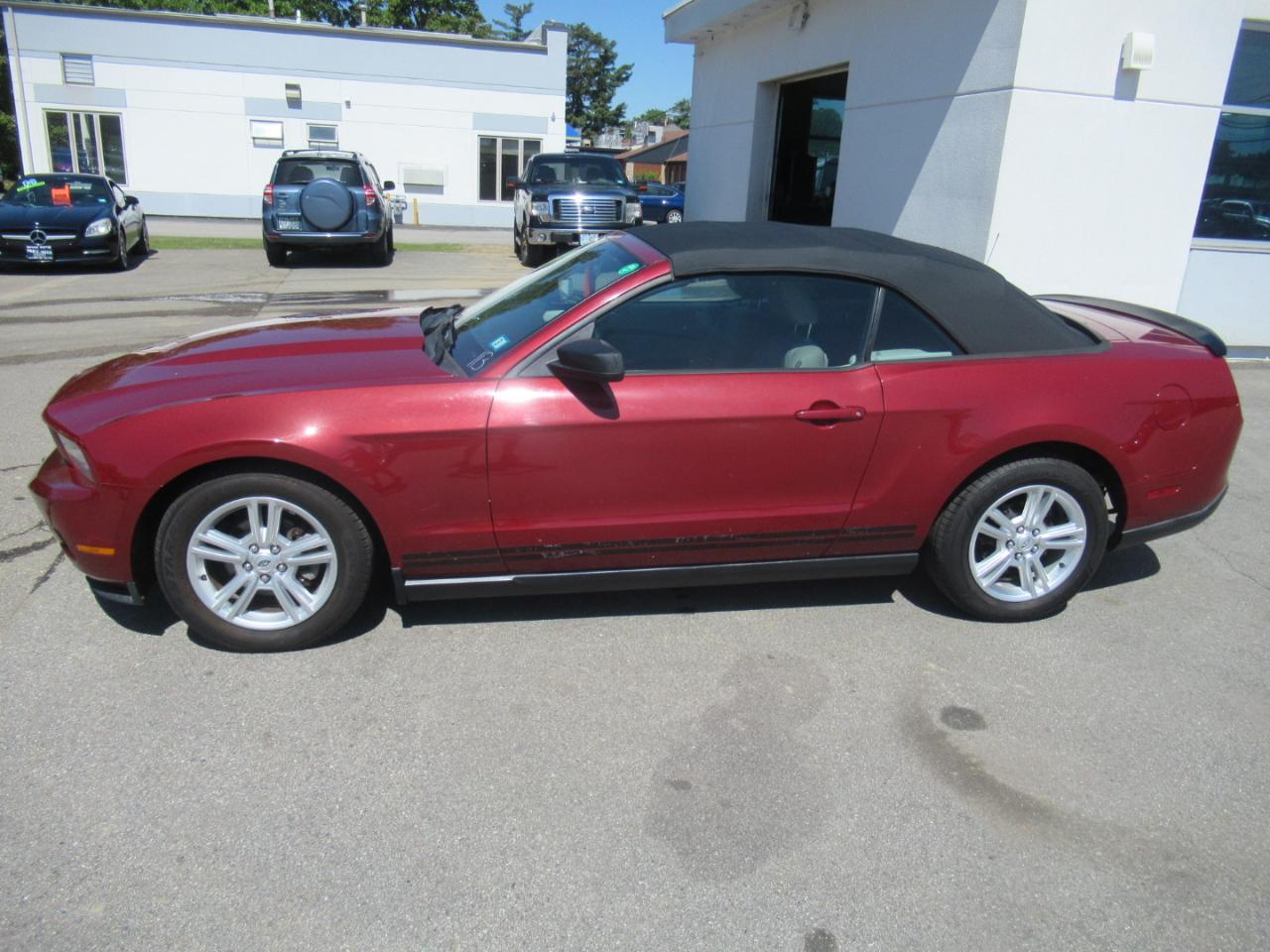 Ford Mustang  2010